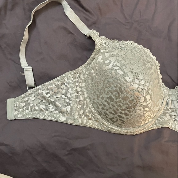 UK 36DD - Women’s Underwire Bra - Picture 2 of 6